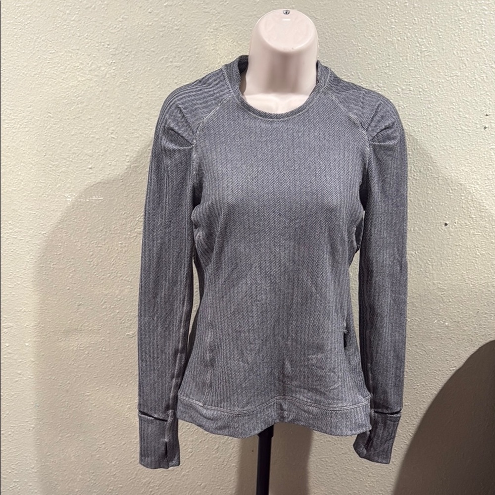 Lululemon Gray Women's Long Sleeve Top